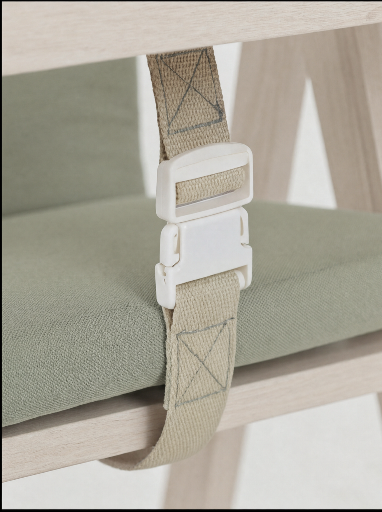 chaise NIDOU-Clair blanchi — Bientôt disponible